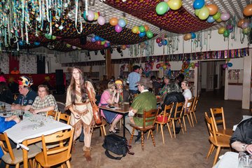 Bild 1 - Latuff 21014 die Wiemersdorfer Karnevalsveranstaltung